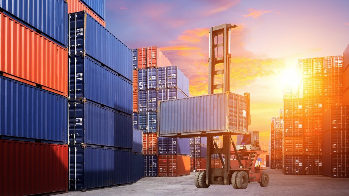 中国至加拿大物流费用_国内寄快递到加拿大价格表_中国到加拿大快递邮费